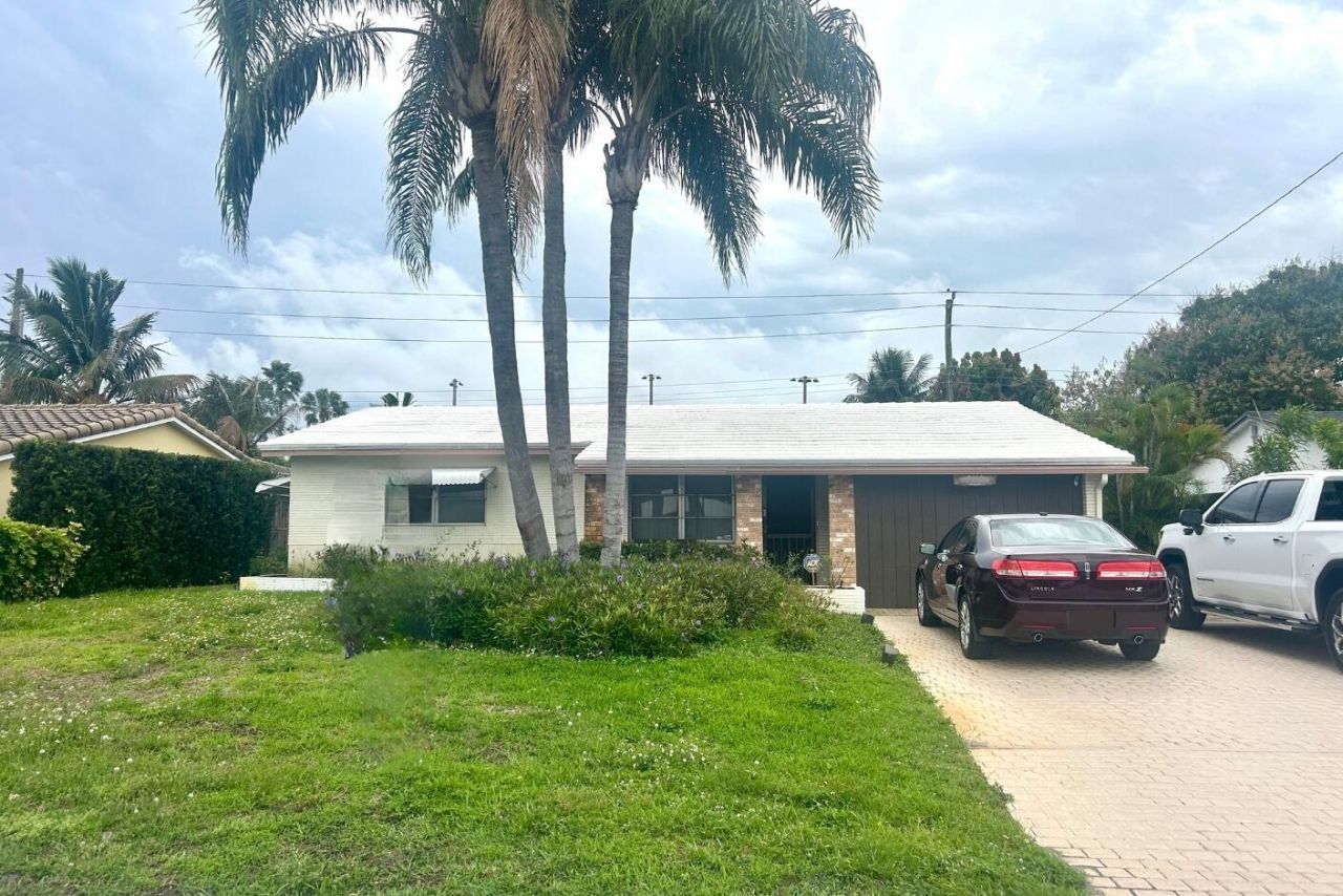 350 NE 42nd Street, Oakland Park, FL 33334 Main Photo
