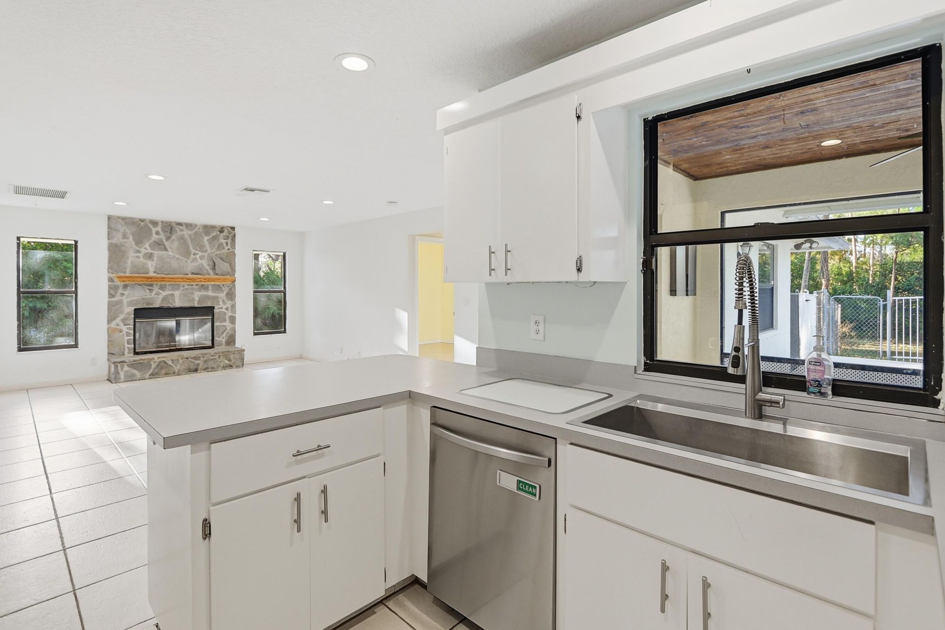 12689 N 68th St Street N, The Acreage, FL 33412 Photo