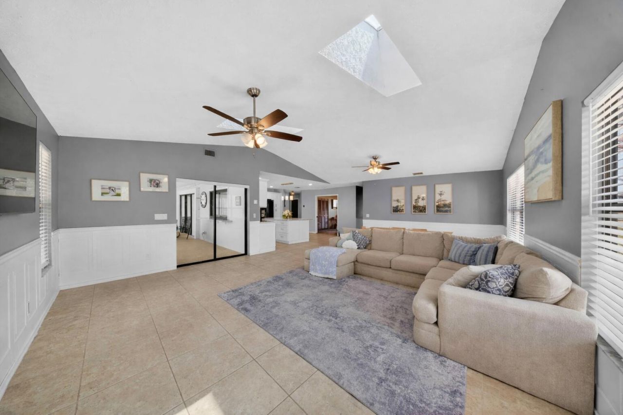 6842 NW Granger Avenue, Port Saint Lucie, FL 34983 Photo