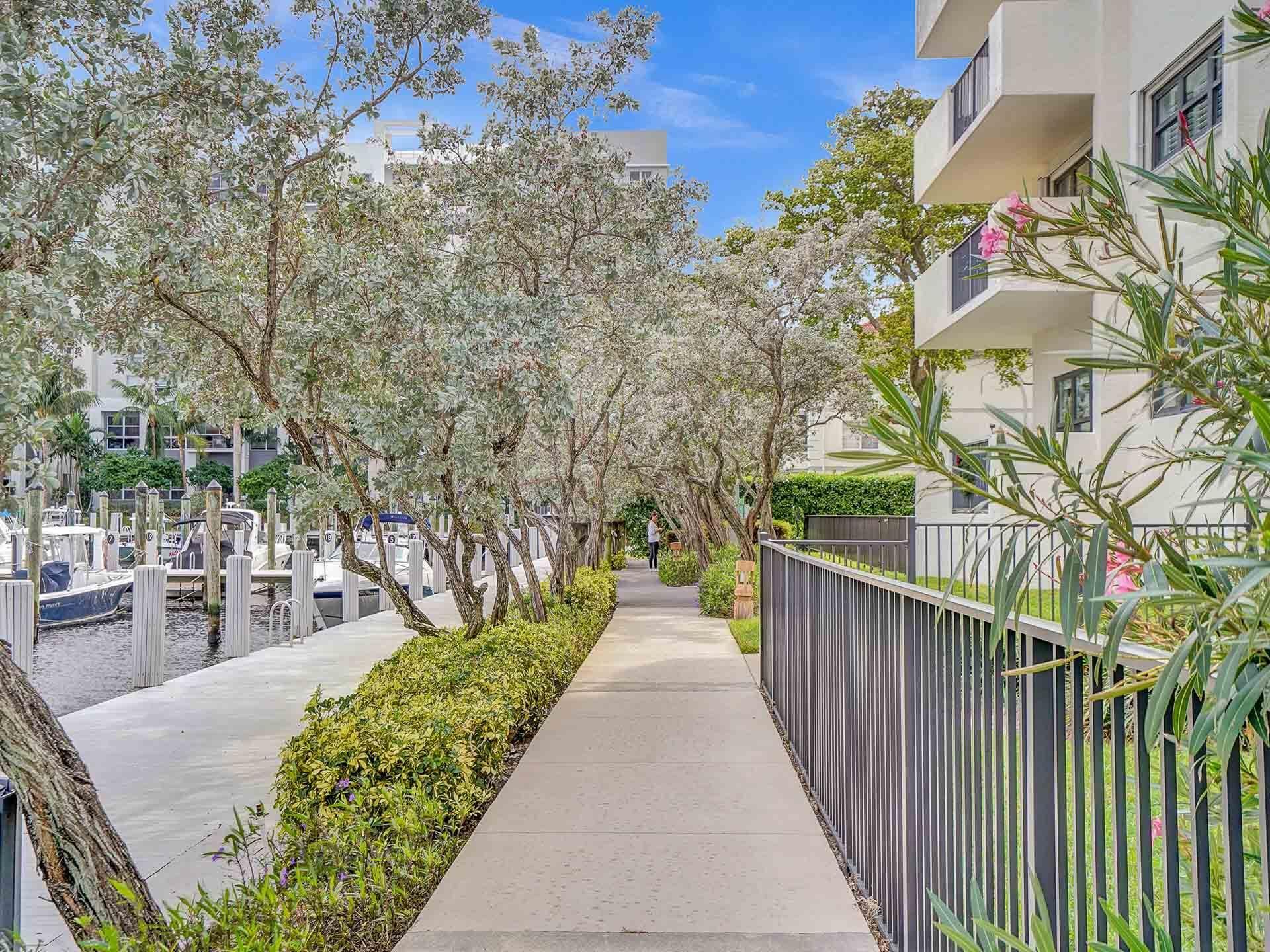 3200 N Port Royale Drive N, Unit 701, Fort Lauderdale, FL 33308 Photo