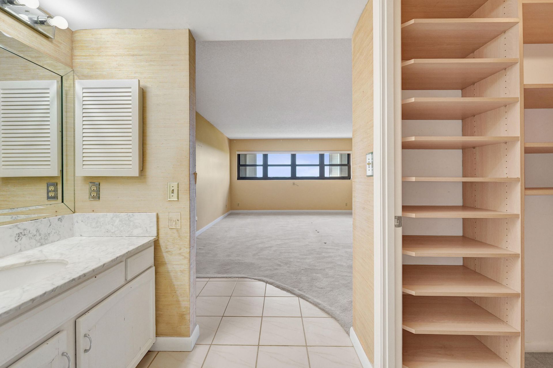 3200 Port Royale Drive N, Unit 701, Fort Lauderdale, FL 33308 Photo