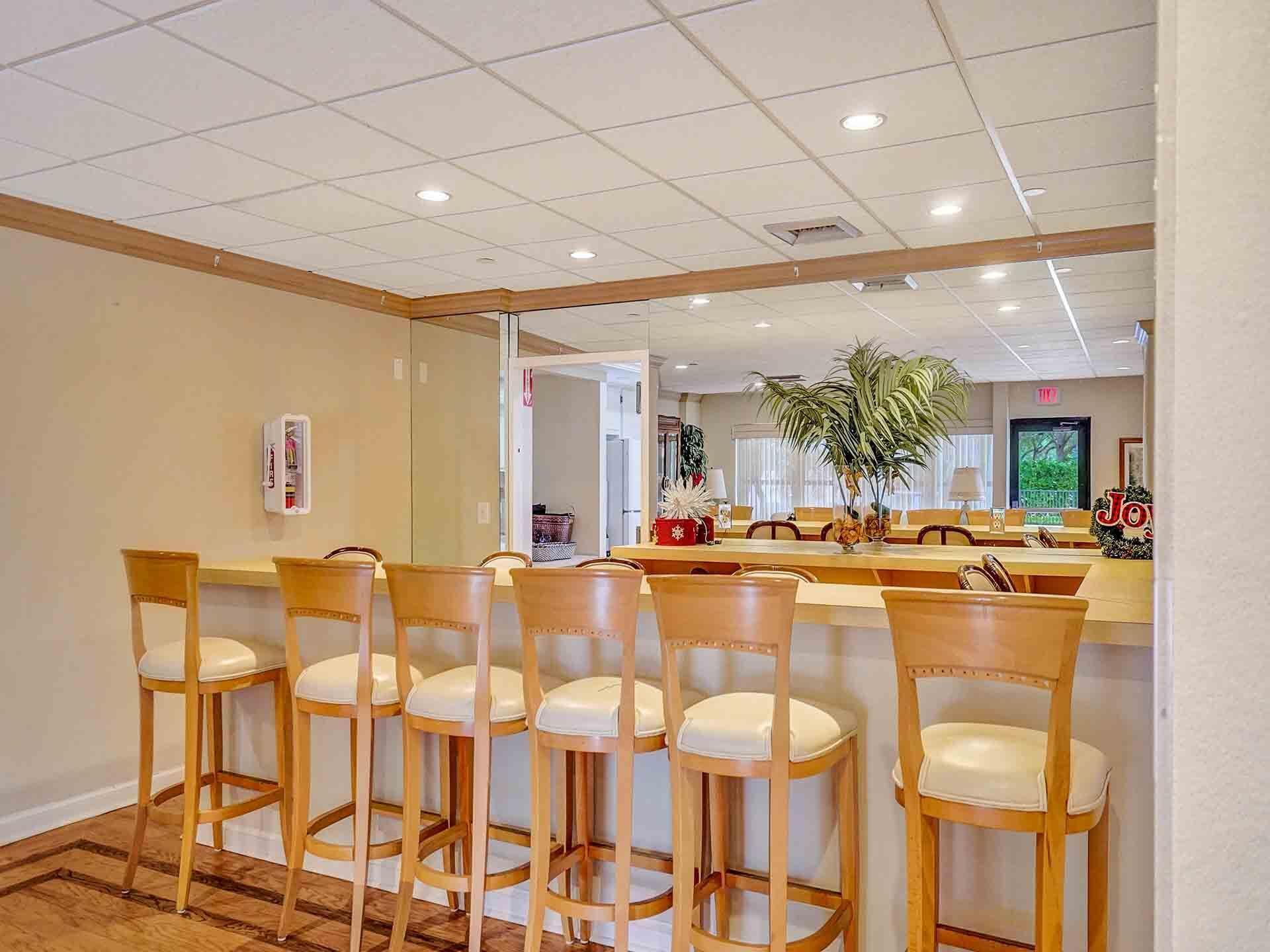 3200 N Port Royale Drive N, Unit 701, Fort Lauderdale, FL 33308 Photo