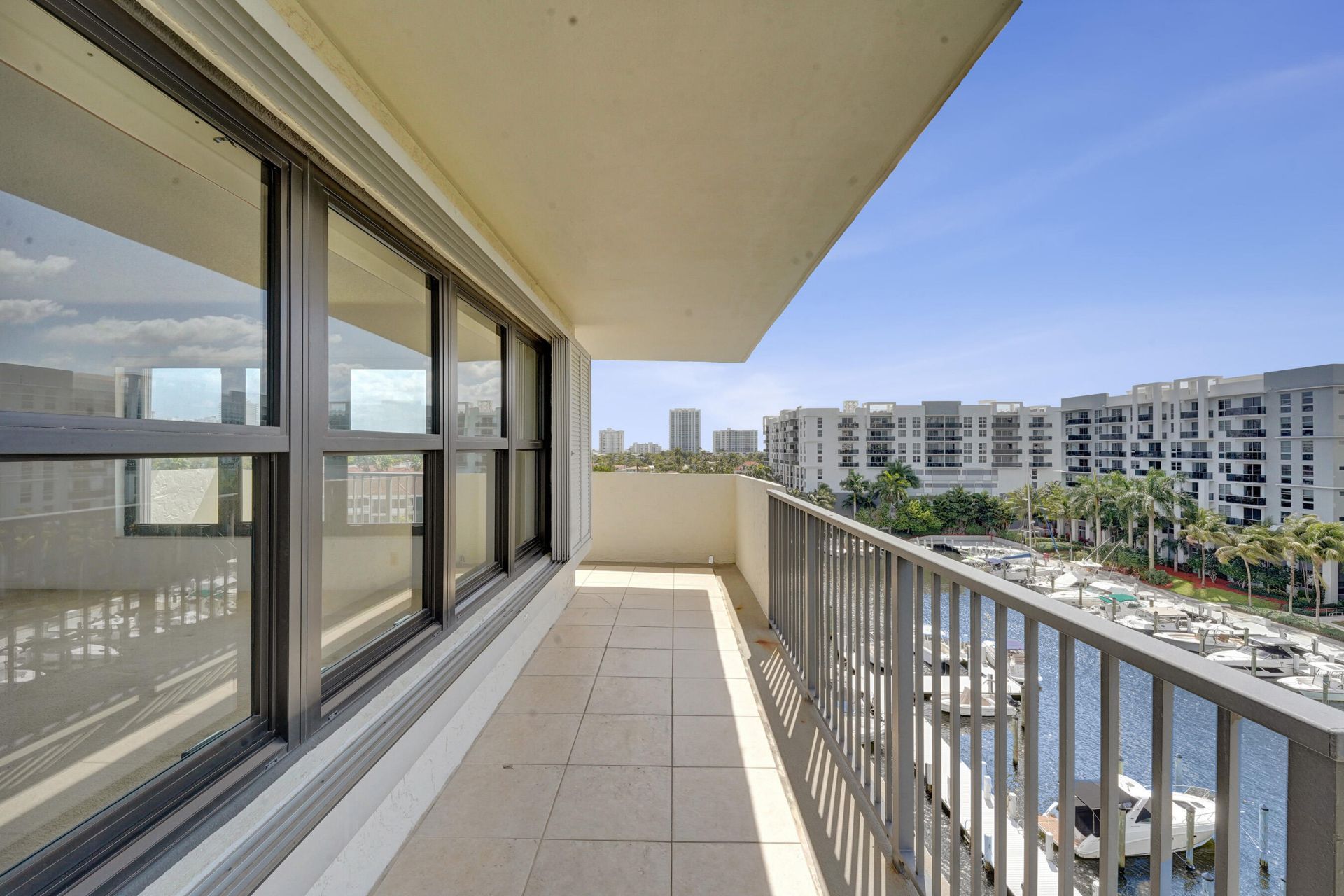 3200 Port Royale Drive N, Unit 701, Fort Lauderdale, FL 33308 Photo