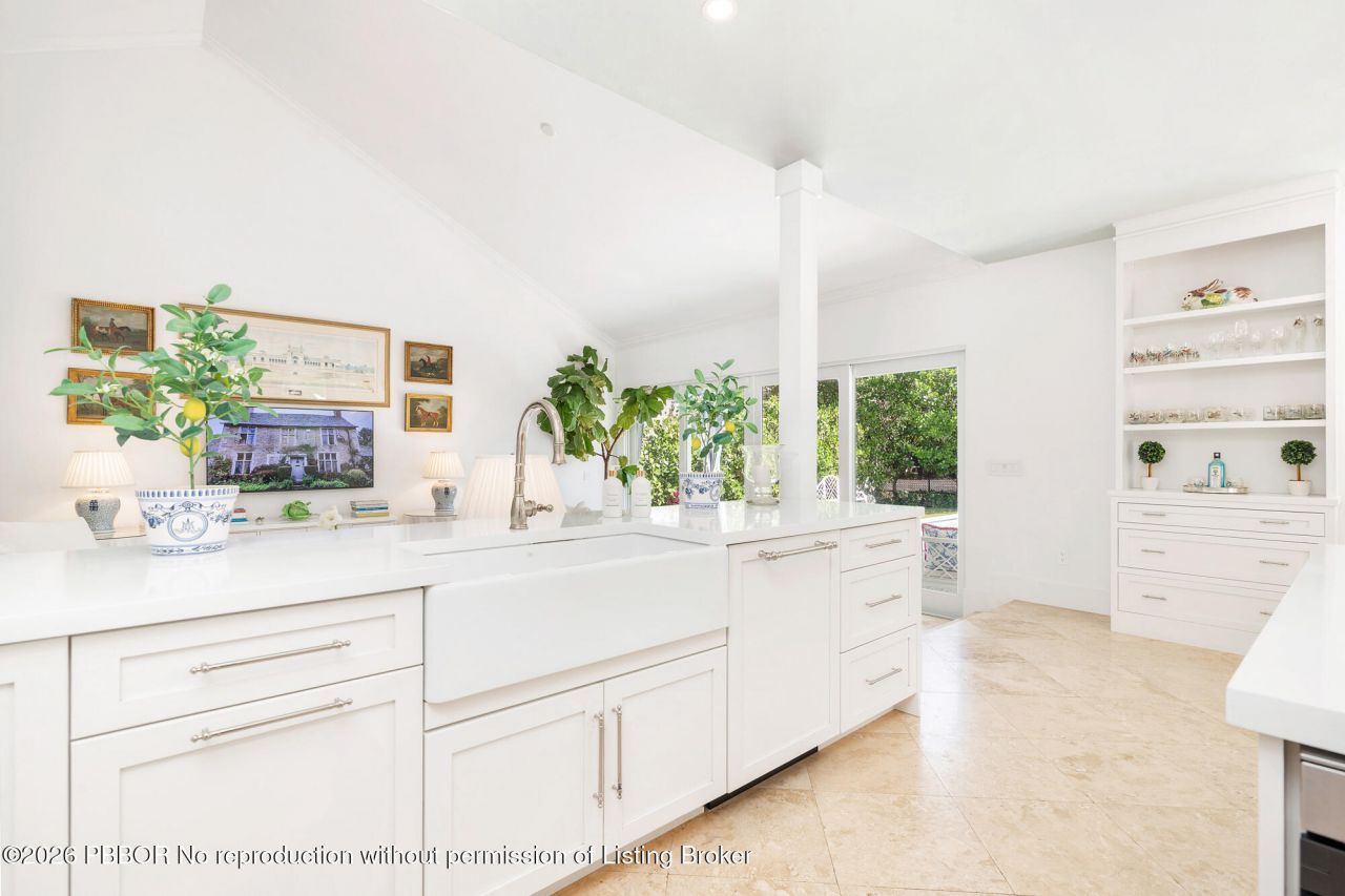 129 Flagler Promenade S, Unit S, West Palm Beach, FL 33405 Photo