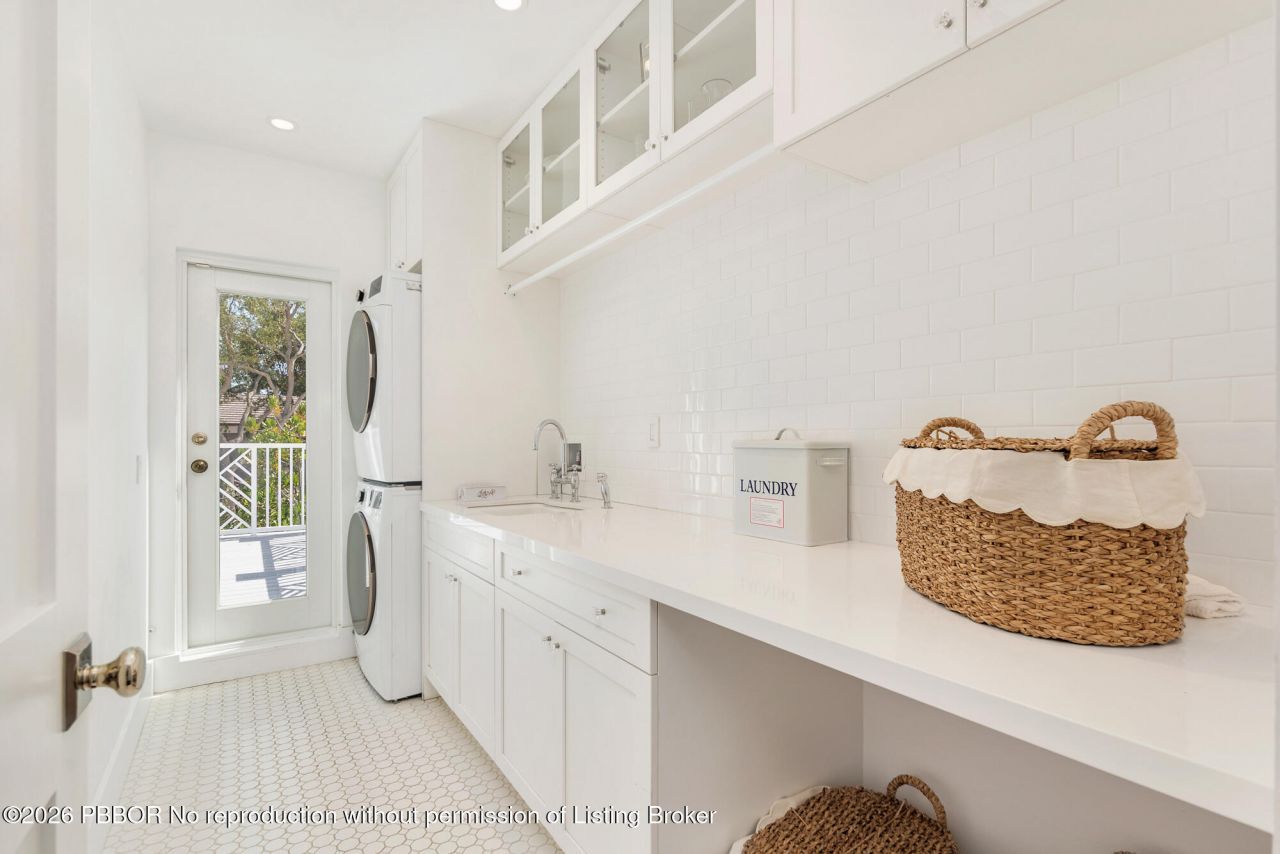 129 Flagler Promenade S, Unit S, West Palm Beach, FL 33405 Photo