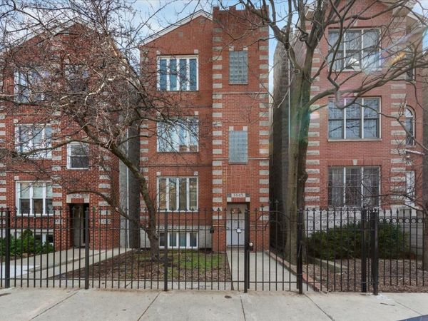1445 W Walton Street , Unit 1, Chicago, IL 60642
