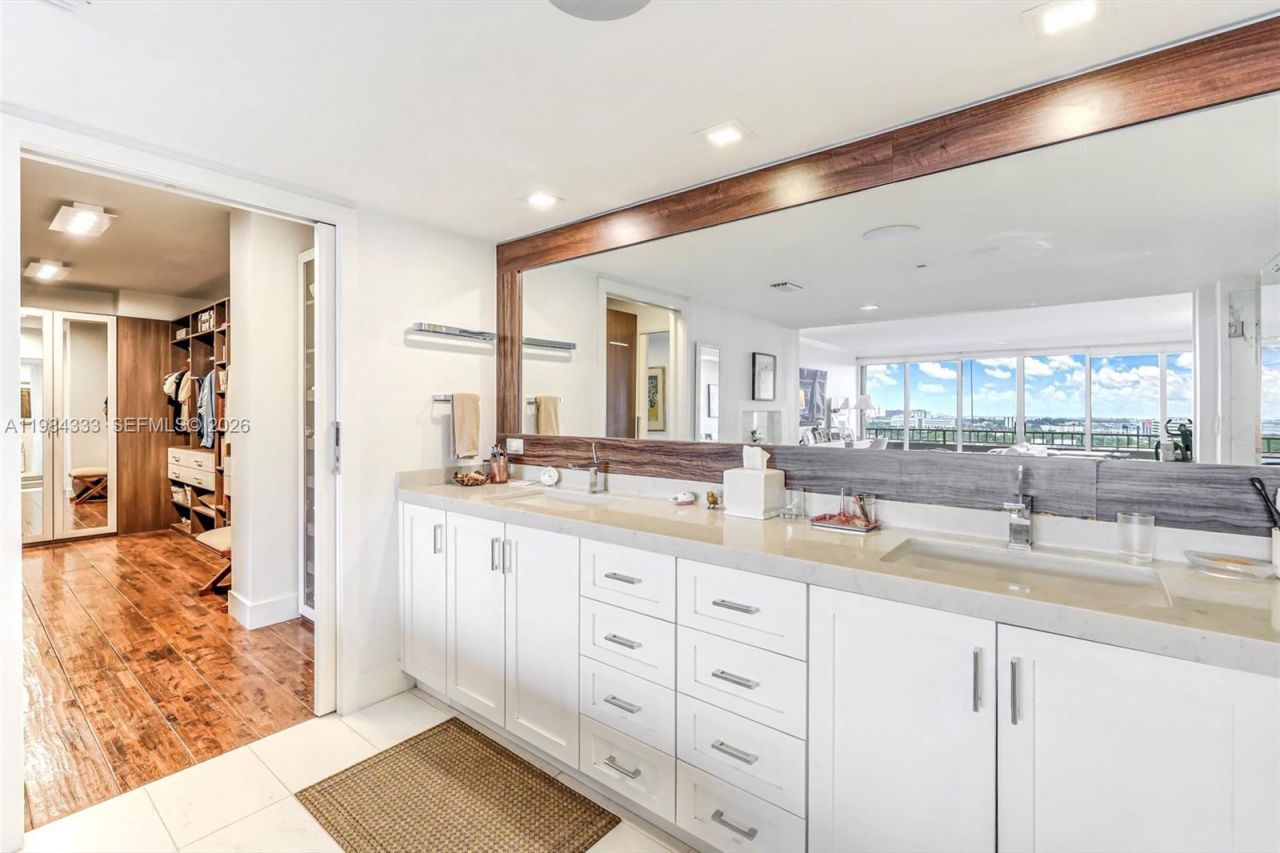 11113 Biscayne Blvd , Unit 1258, Miami, FL 33181 Photo