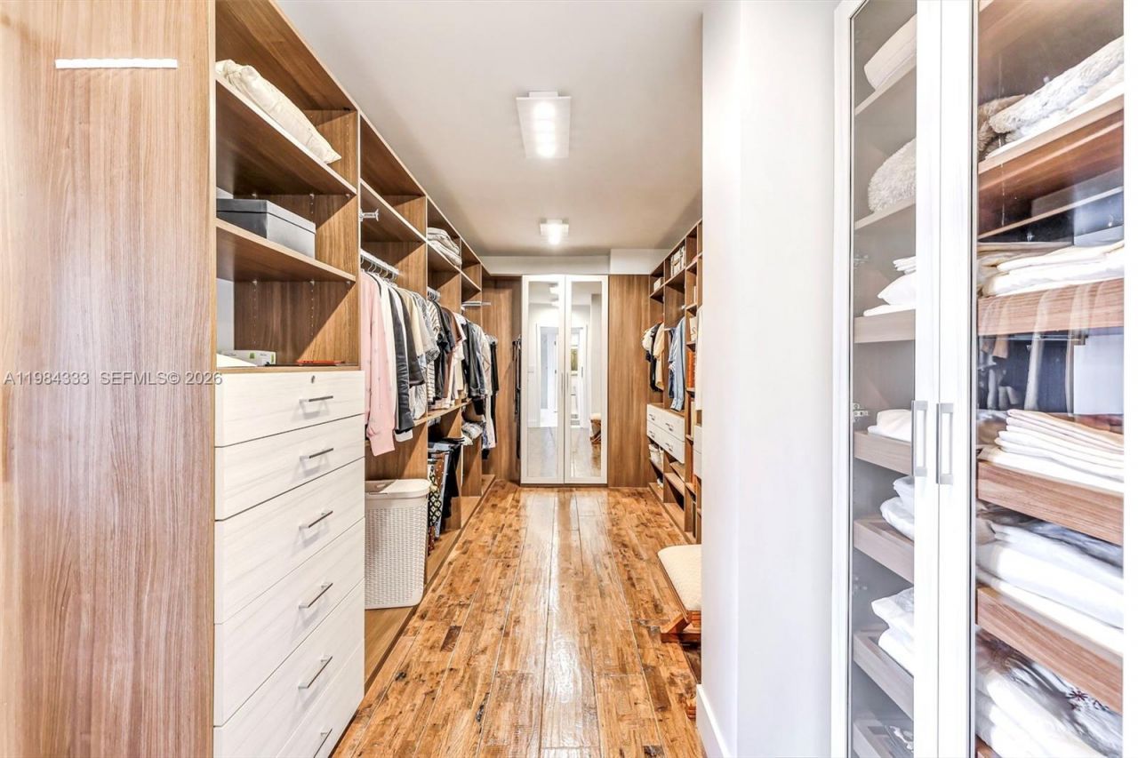 11113 Biscayne Blvd , Unit 1258, Miami, FL 33181 Photo