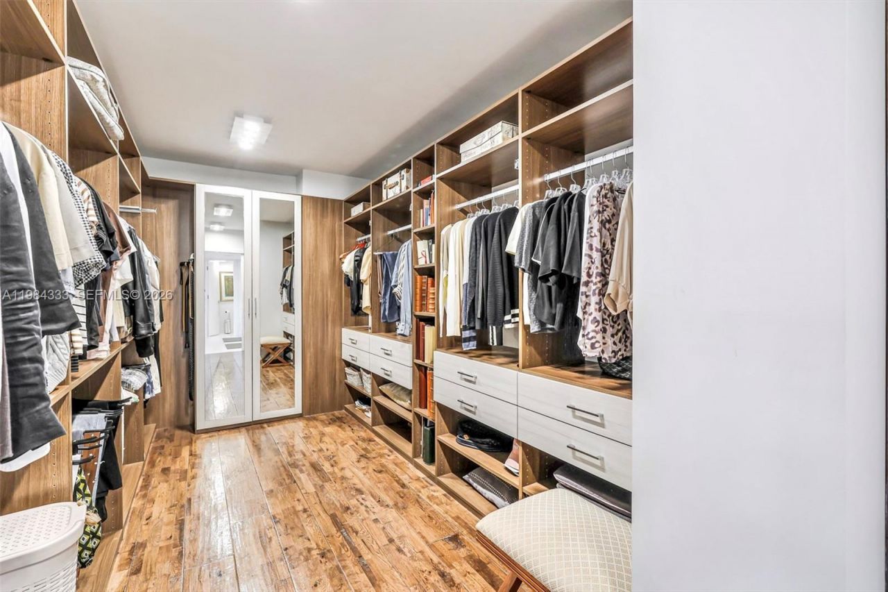 11113 Biscayne Blvd , Unit 1258, Miami, FL 33181 Photo