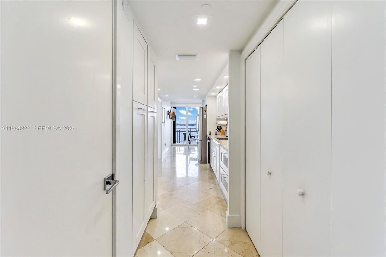 11113 Biscayne Blvd , Unit 1258, Miami, FL 33181 Photo