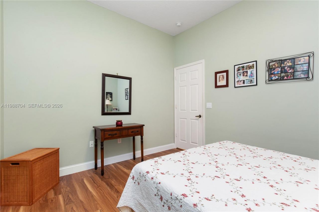 15966 SW 3rd St , Pembroke Pines, FL 33027 Photo