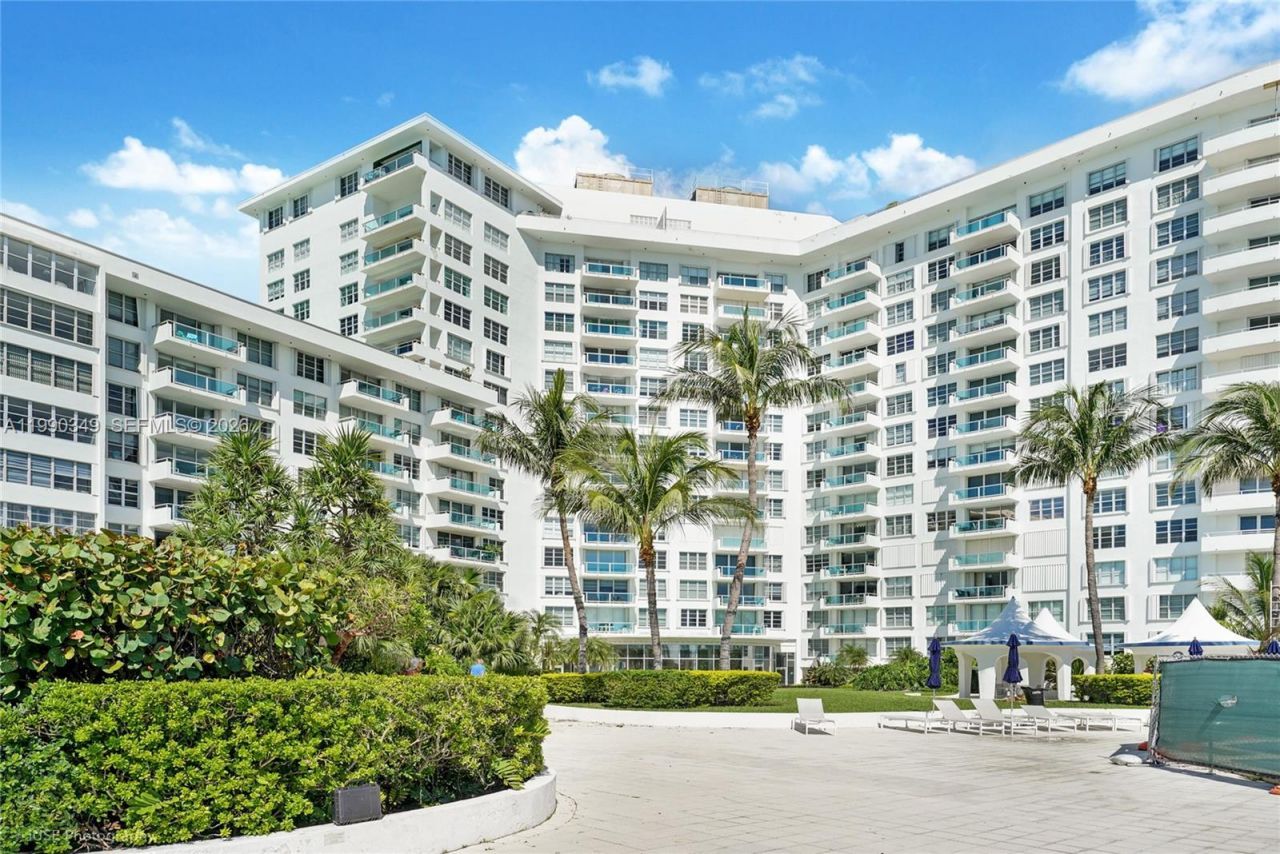 5161 Collins Ave , Unit 1508, Miami Beach, FL 33140 Photo