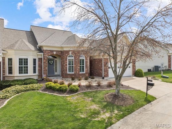 2316 Picardy Place Drive, Chesterfield, MO 63017