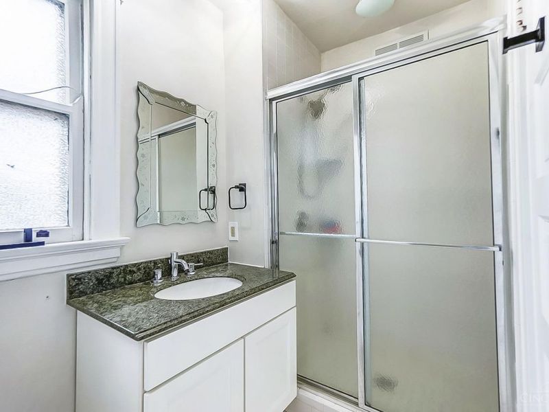 2846 Minot Avenue, Cincinnati, OH 45209 Photo 27