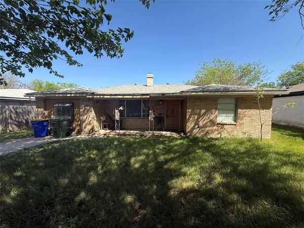 521 Grant Circle , White Settlement, TX 76108
