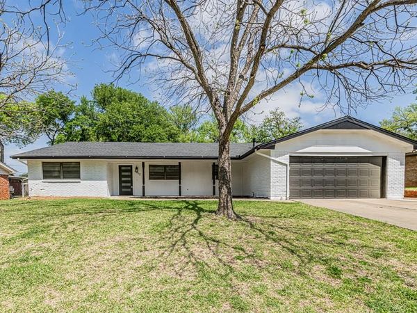1017 Arlena Drive, Arlington, TX 76012