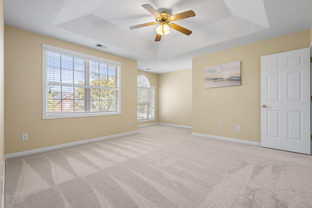 8752 Evangeline Drive Photo 21