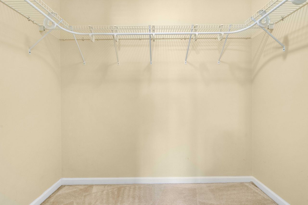 8752 Evangeline Drive Photo 26