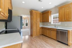 8752 Evangeline Drive photo 4