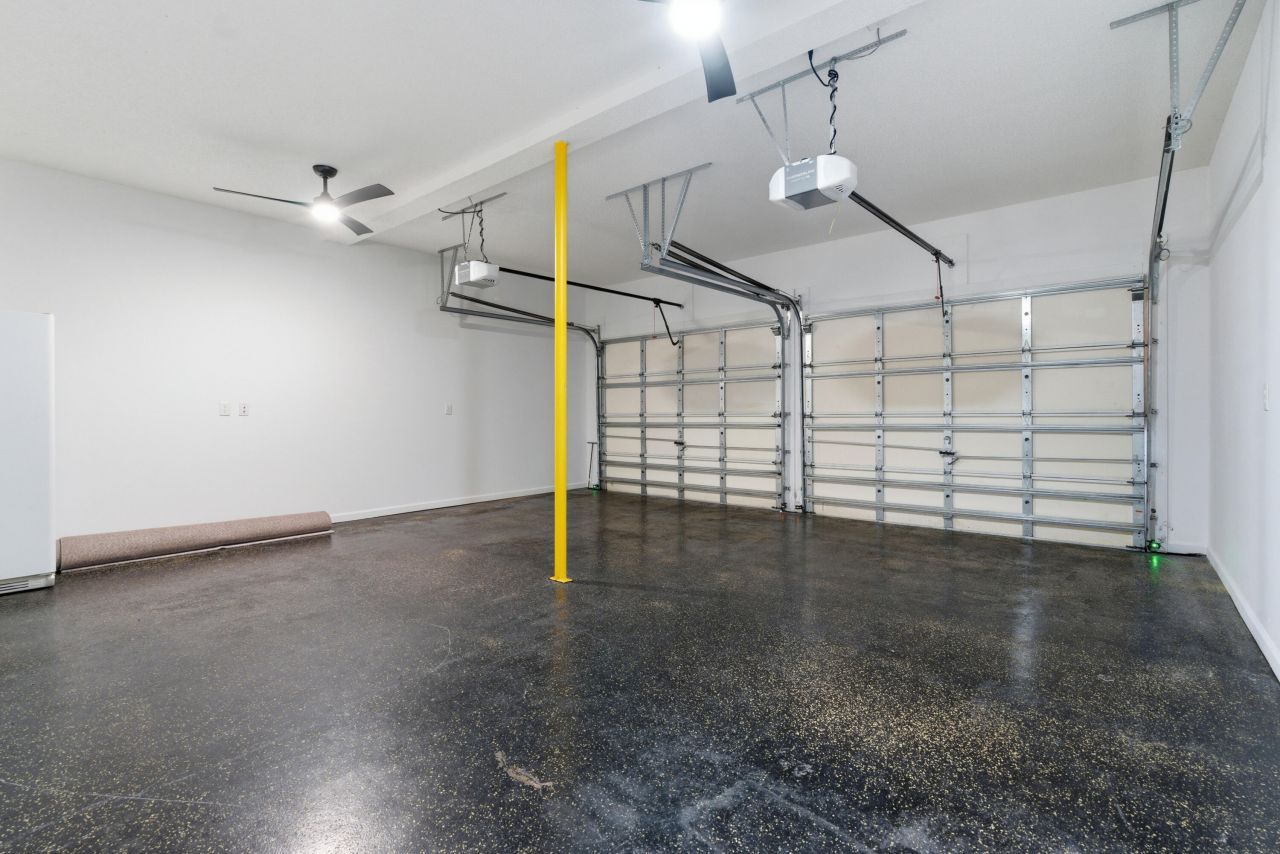 8752 Evangeline Drive Photo 42