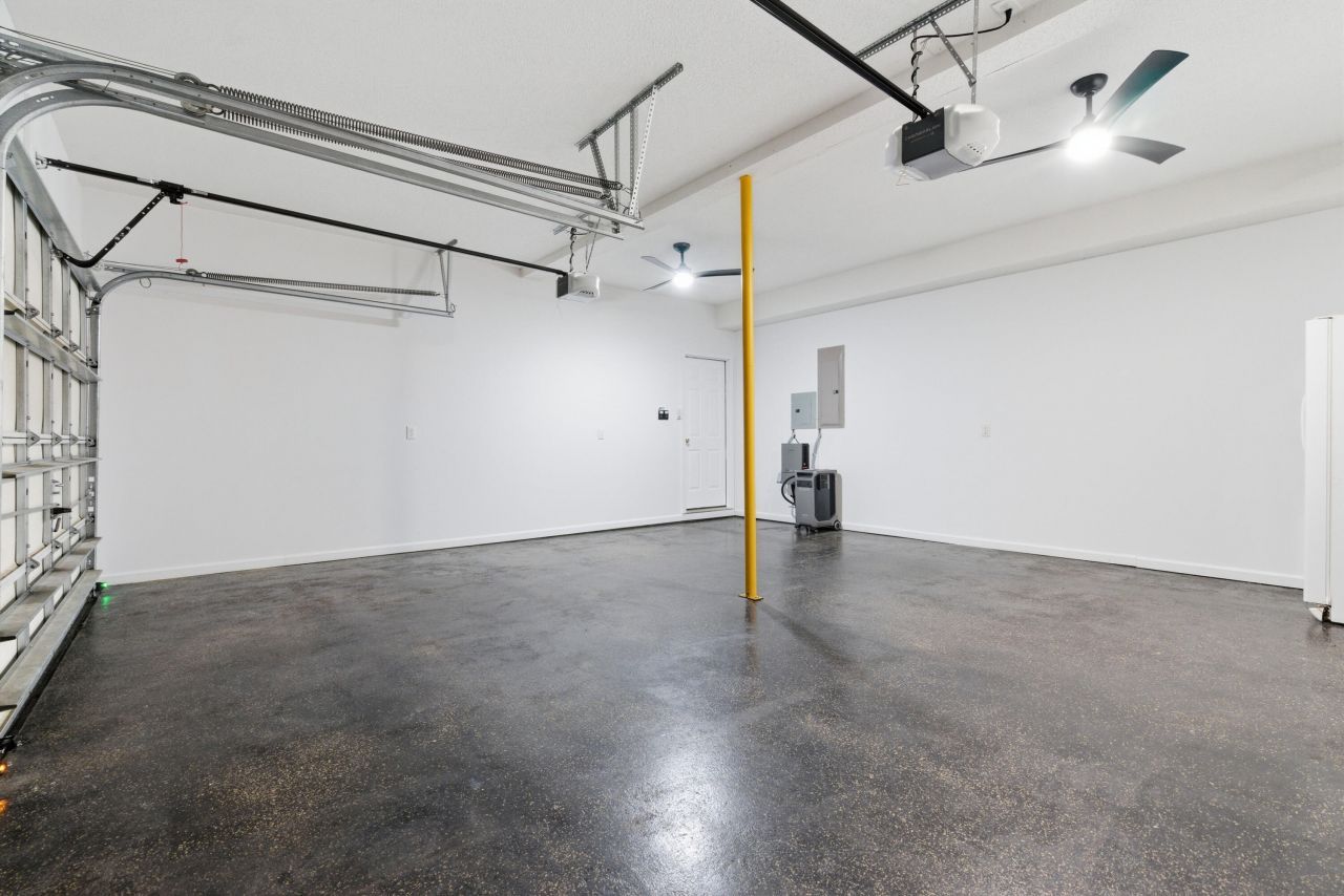 8752 Evangeline Drive Photo 44