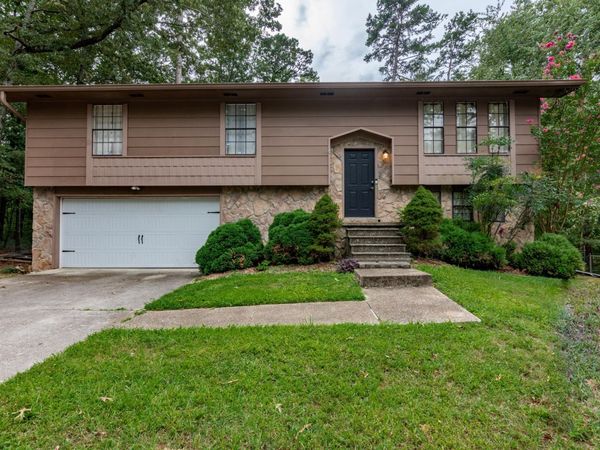 674 Charbell Street, Hixson, TN 37343