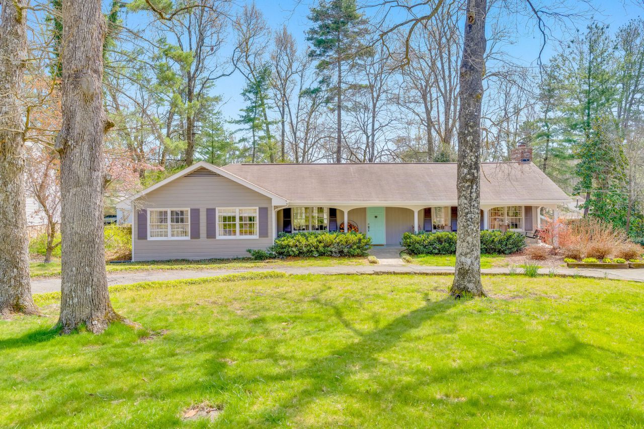 309 Marvin Lane, Lookout Mountain, GA 30750 Main Photo