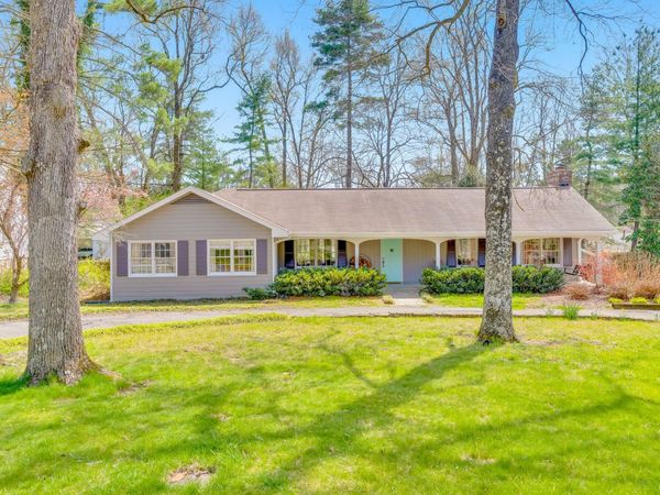 309 Marvin Lane, Lookout Mountain, GA 30750