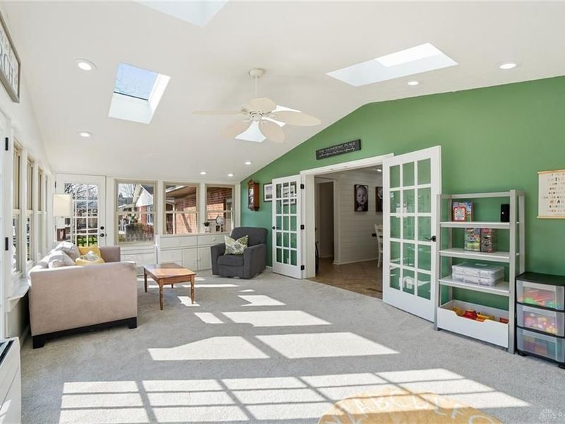 220 N Garber Drive, Tipp City, OH 45371 Photo 14