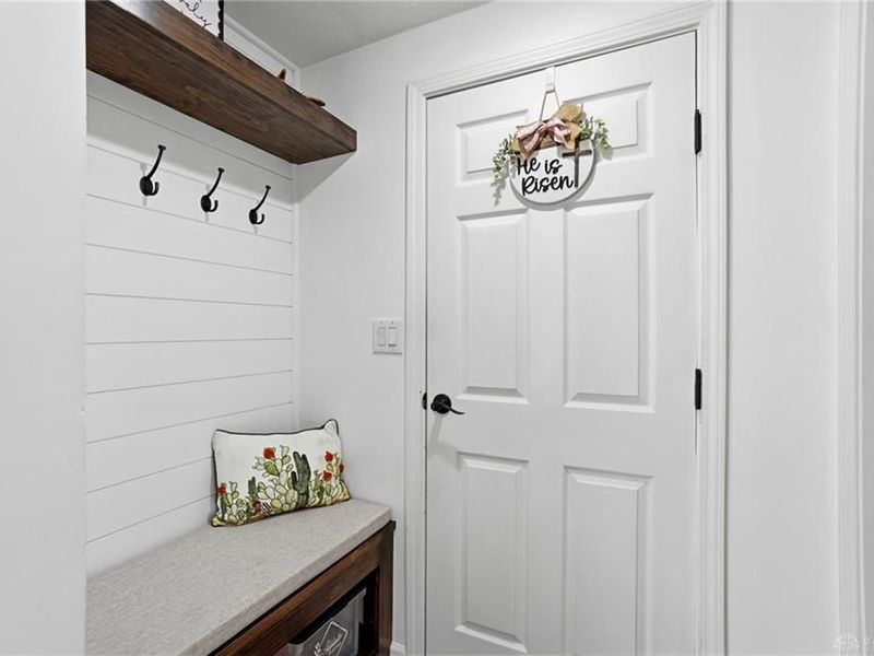 220 N Garber Drive, Tipp City, OH 45371 Photo 15