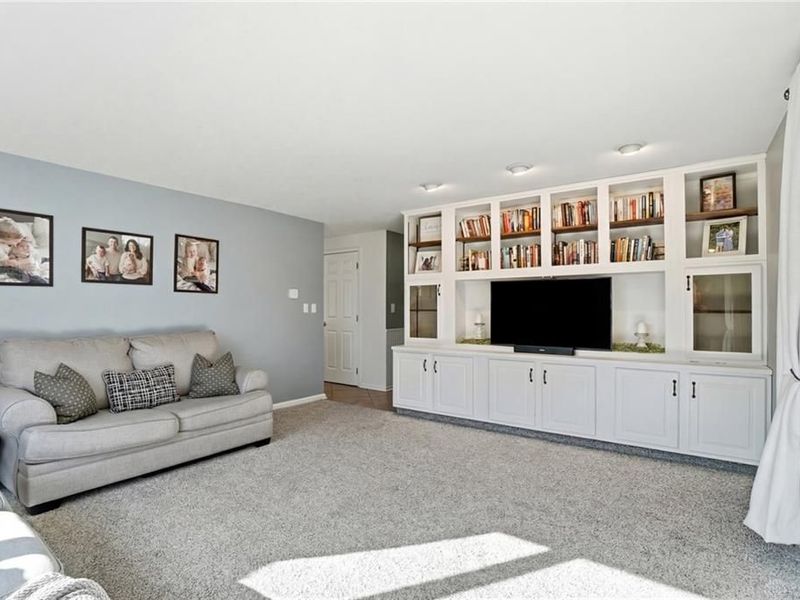 220 N Garber Drive, Tipp City, OH 45371 Photo 18