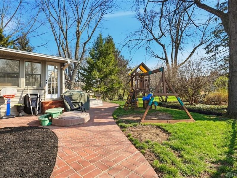 220 N Garber Drive, Tipp City, OH 45371 Photo 44