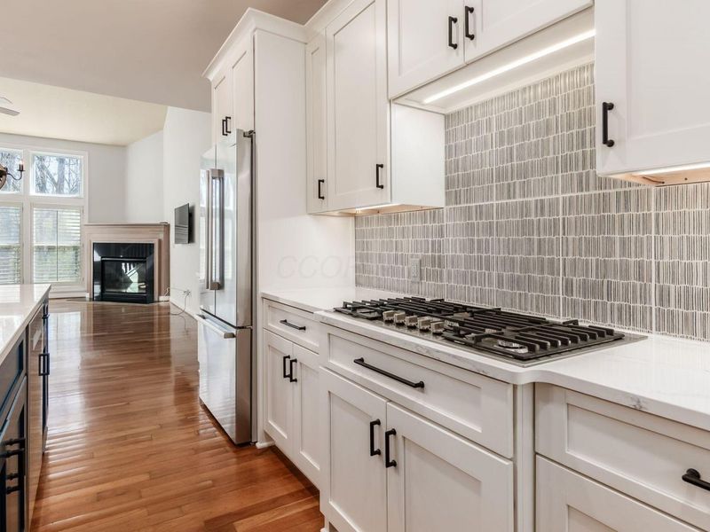 2150 Lane Woods Drive, Columbus, OH 43221 Photo 11