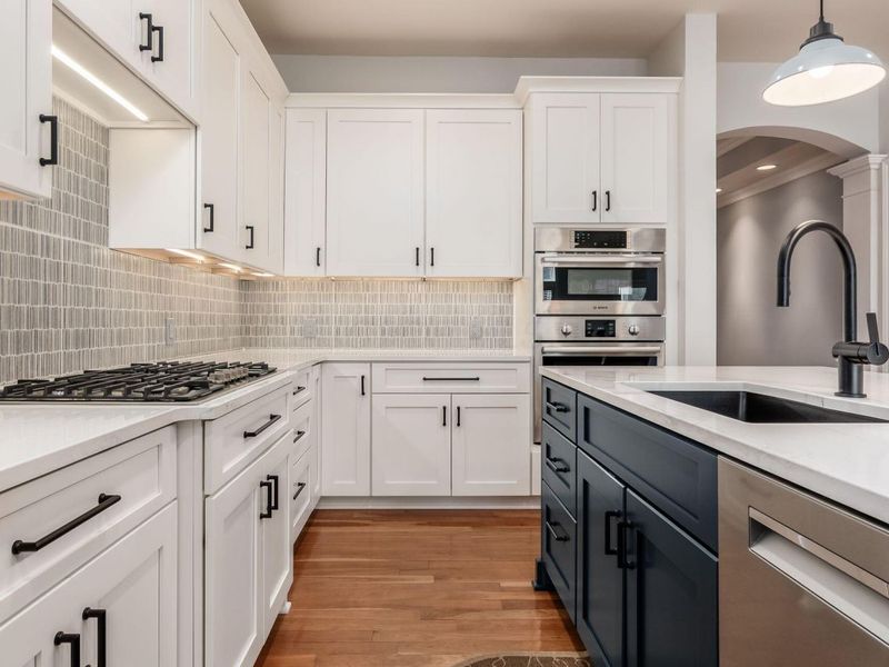 2150 Lane Woods Drive, Columbus, OH 43221 Photo 12