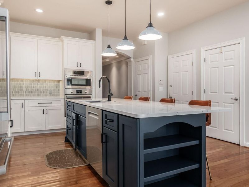 2150 Lane Woods Drive, Columbus, OH 43221 Photo 15