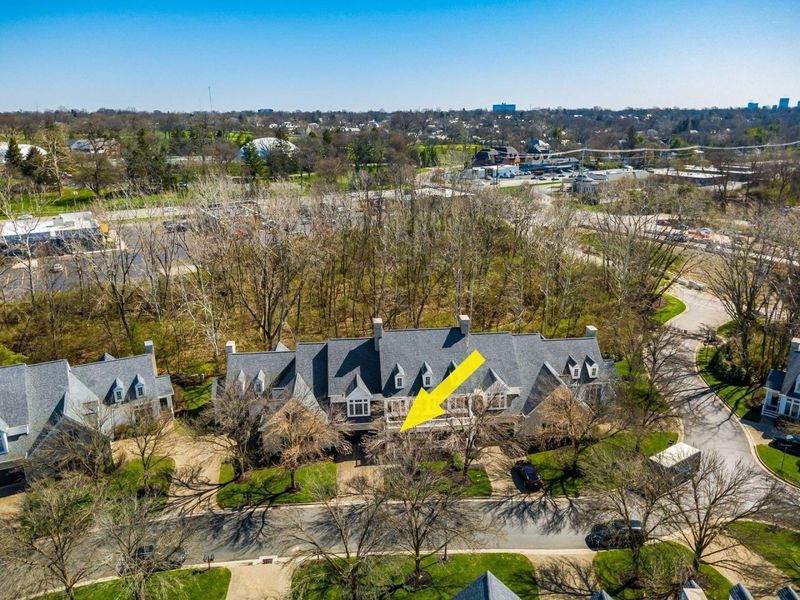 2150 Lane Woods Drive, Columbus, OH 43221 Photo 3