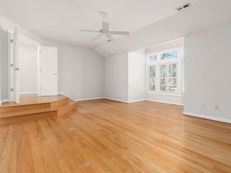 2150 Lane Woods Drive, Columbus, OH 43221 Photo 30