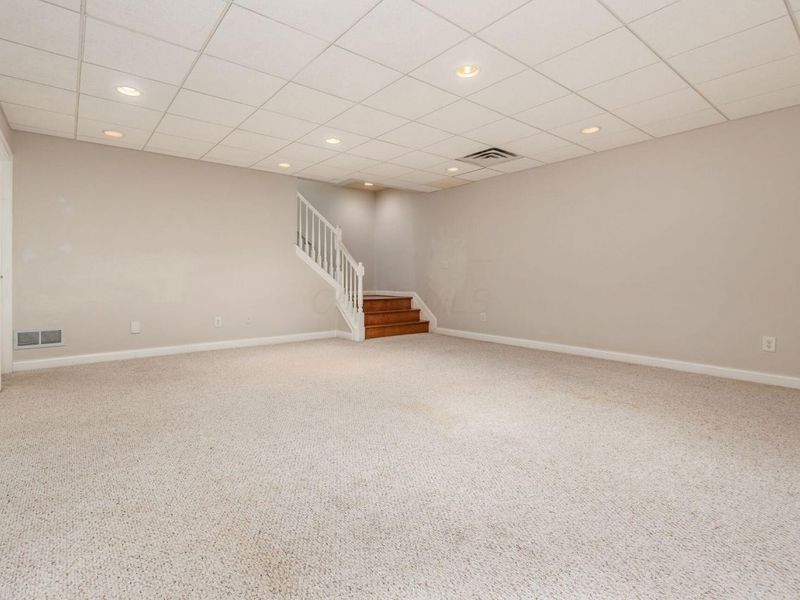 2150 Lane Woods Drive, Columbus, OH 43221 Photo 38