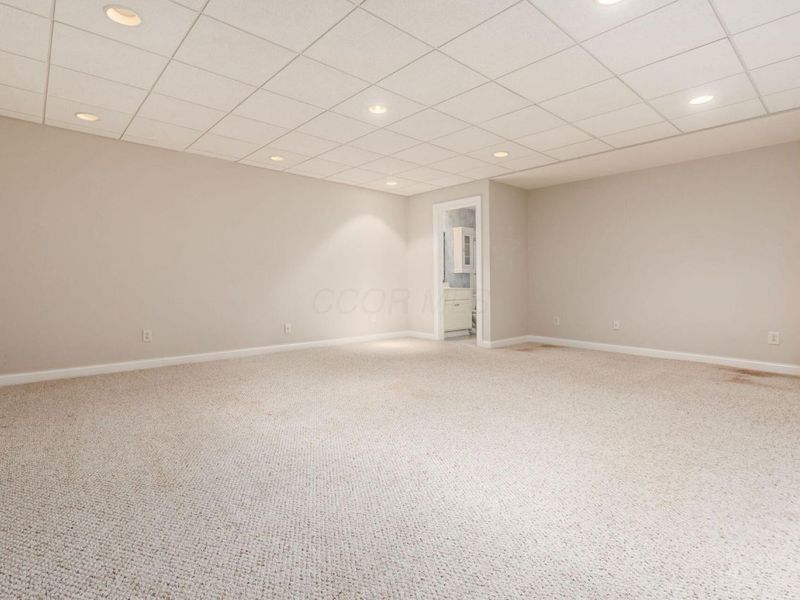 2150 Lane Woods Drive, Columbus, OH 43221 Photo 39