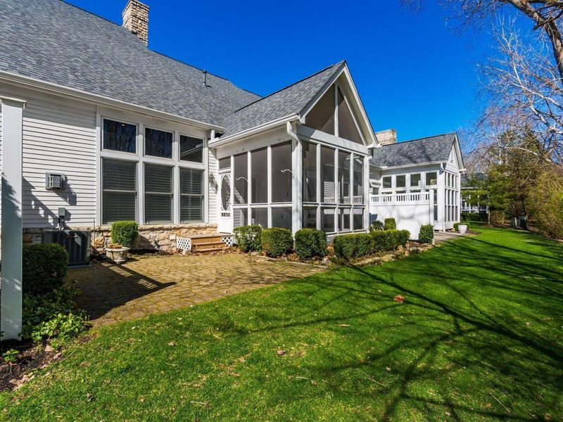 2150 Lane Woods Drive, Columbus, OH 43221 Photo 43