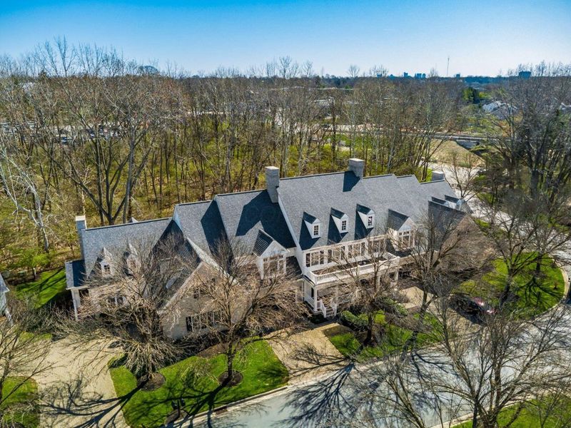 2150 Lane Woods Drive, Columbus, OH 43221 Photo 47