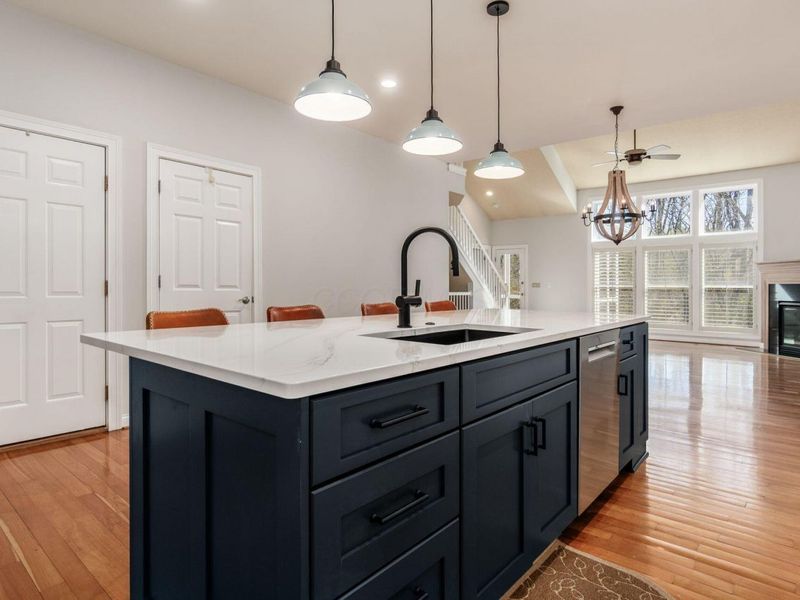 2150 Lane Woods Drive, Columbus, OH 43221 Photo 9