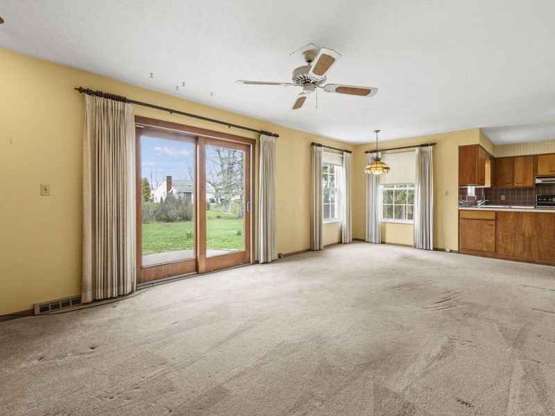 1090 Woodmere Road, Columbus, OH 43220 Photo 22