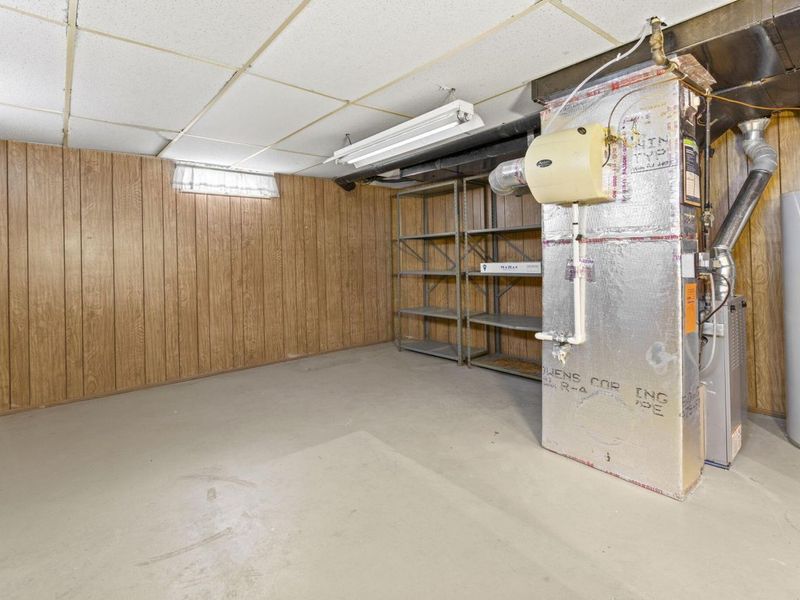 1090 Woodmere Road, Columbus, OH 43220 Photo 46