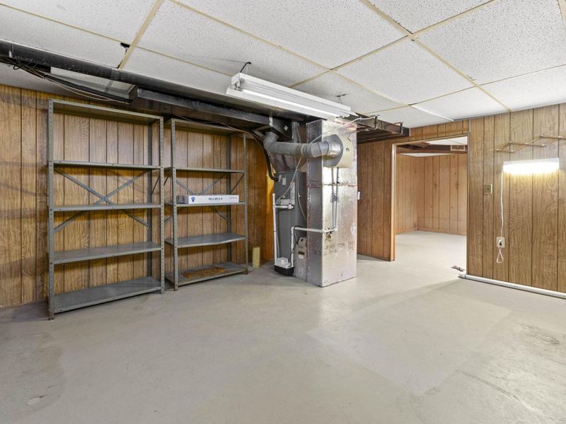 1090 Woodmere Road, Columbus, OH 43220 Photo 47