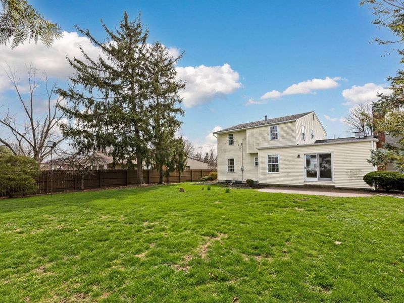 1090 Woodmere Road, Columbus, OH 43220 Photo 51