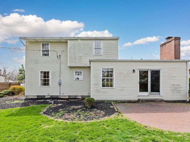 1090 Woodmere Road, Columbus, OH 43220 Photo 53