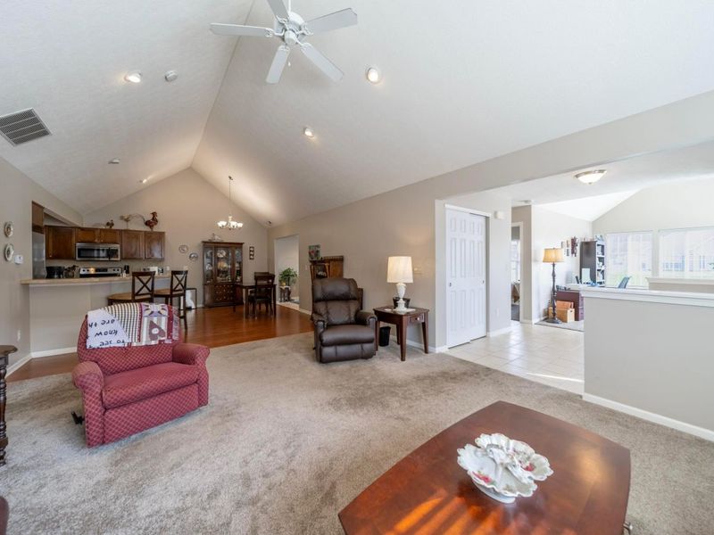 4908 Ashleigh Drive , Dublin, OH 43016 Photo 11