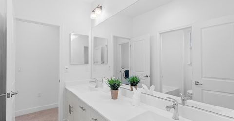 18338 Amador Dr, Lathrop, CA 95330 Photo