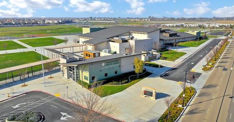 18338 Amador Dr, Lathrop, CA 95330 Photo